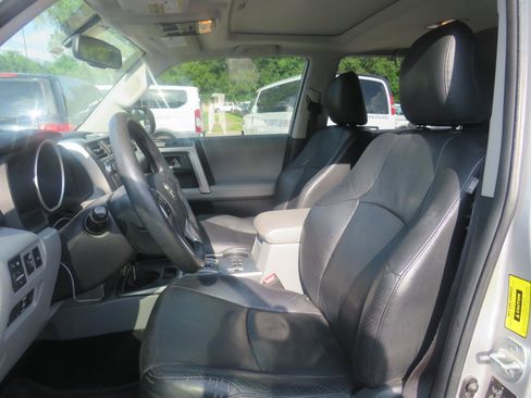 Used 2012 Toyota 4Runner SR5 w/ Convenience Pkg RWD image 11