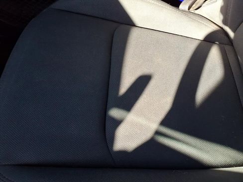 Used 2018 Jeep Wrangler Unlimited Sport image 24