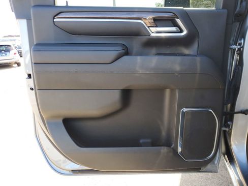 Used 2025 Chevrolet Silverado 2500 LT w/ Safety Package image 14