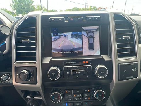 Used 2021 Ford F250 Lariat w/ Lariat Ultimate Package AWD/4WD image 22