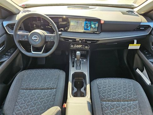 New 2026 Nissan Kicks SV image 6