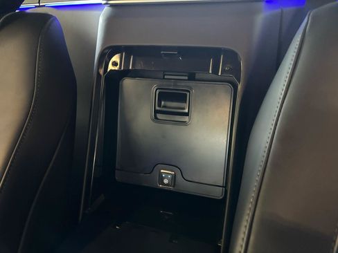 Used 2023 Mercedes-Benz Maybach GLS 600 4MATIC image 36