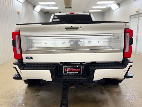 Used 2023 Ford F450 Limited w/ FX4 Off-Road Package AWD/4WD image 7