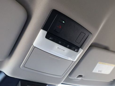 Used 2023 Nissan Rogue SV image 22