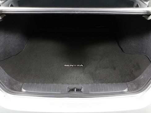 Certified 2020 Nissan Sentra SV image 16