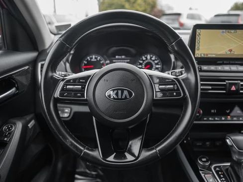 Used 2021 Kia Seltos SX image 29