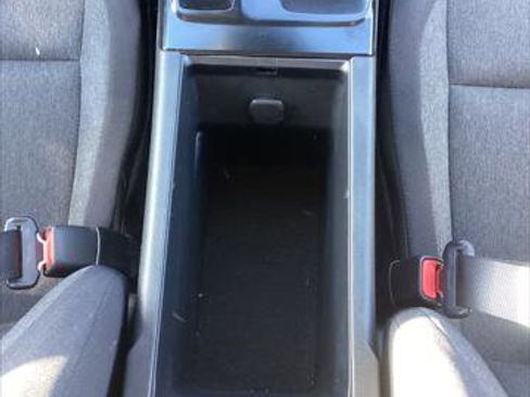 Used 2025 Toyota Camry LE FWD image 31