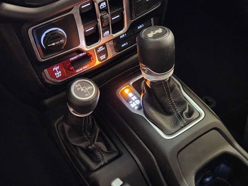 Used 2026 Jeep Wrangler Unlimited Rubicon AWD/4WD image 20