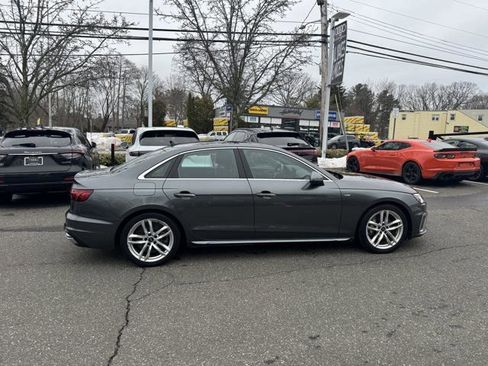 Used 2023 Audi A4 2.0T Premium w/ Convenience Package image 4