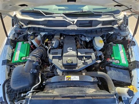 Used 2016 RAM 3500 Tradesman w/ Chrome Appearance Group image 16