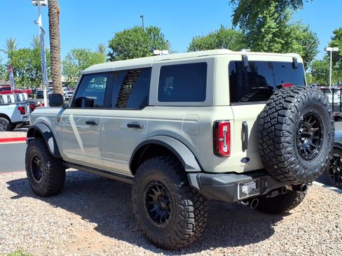 New 2025 Ford Bronco Badlands AWD/4WD image 6