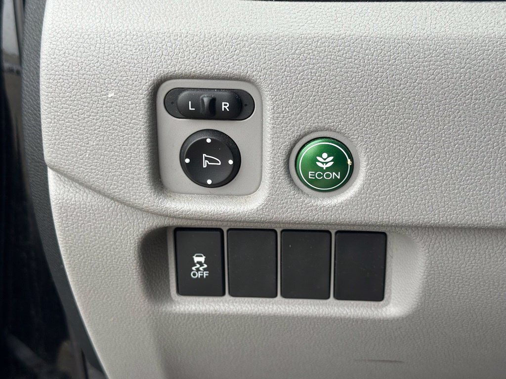Used 2017 Honda Pilot EX image 22
