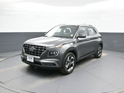 Certified 2023 Hyundai Venue Limited w/ Cargo Package