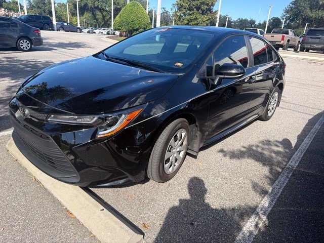 Used 2026 Toyota Corolla LE FWD image 1