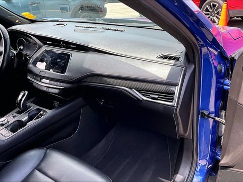 Used 2023 Cadillac XT4 Sport FWD image 25