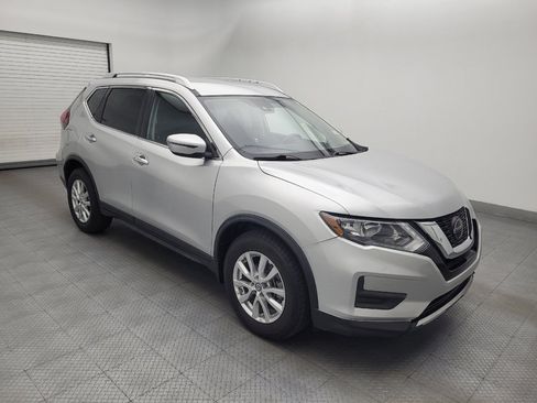 Used 2019 Nissan Rogue SV FWD image 13