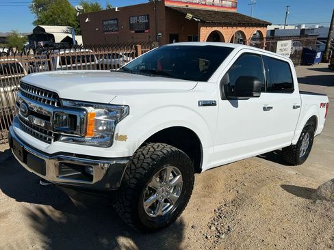 Used 2019 Ford F150 XLT w/ Equipment Group 302A Luxury AWD/4WD image 3