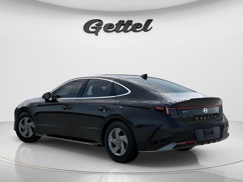 Used 2025 Hyundai Sonata SE FWD image 5