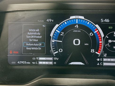 Used 2023 Toyota Tundra Platinum image 12