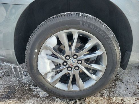 Used 2024 Buick Enclave Avenir w/ Avenir Technology Package image 6