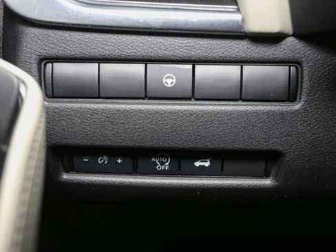 Used 2023 Nissan Rogue SV w/ SV Premium B Package AWD/4WD image 33