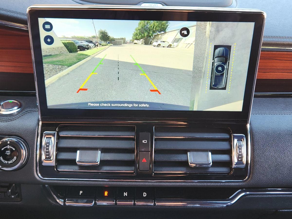Used 2022 Lincoln Navigator Reserve AWD/4WD image 34