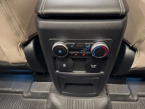 Used 2022 Ford Explorer Limited w/ Hybrid Equipment Group 310A AWD/4WD image 20