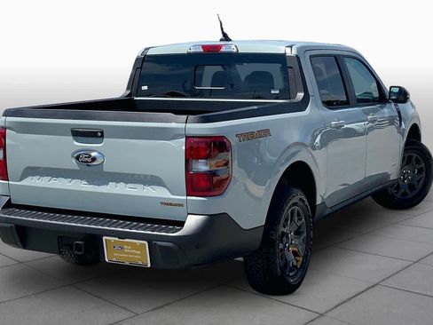 Certified 2024 Ford Maverick Tremor w/ Tremor Off-Road Package AWD/4WD image 13