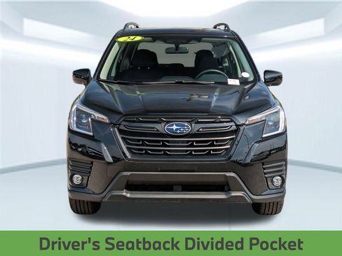 Used 2024 Subaru Forester Premium image 11