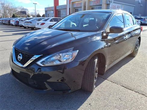 Certified 2019 Nissan Sentra S image 18