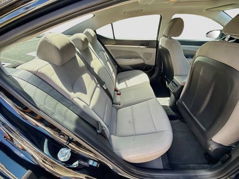 Used 2020 Hyundai Elantra Value Edition FWD image 31
