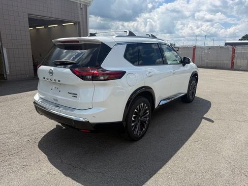 Used 2026 Nissan Rogue Platinum w/ Platinum Premium Package AWD/4WD image 16