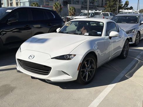 Used 2022 MAZDA MX-5 Miata RF Grand Touring w/ Weather Package RWD image 17
