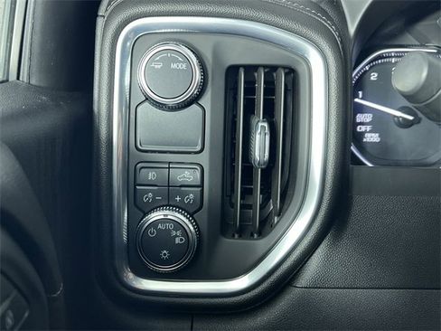 Used 2021 GMC Sierra 1500 Elevation image 18