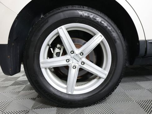 Used 2010 Ford Edge Limited image 7