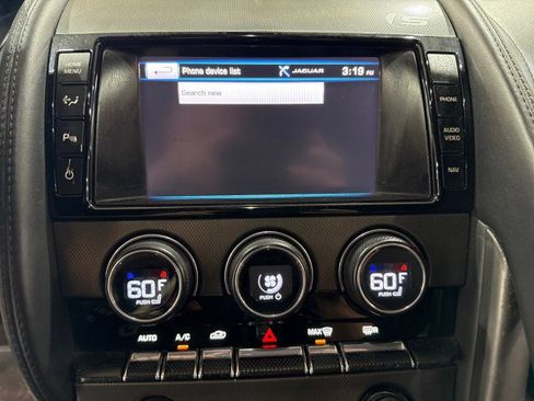 Used 2014 Jaguar F-TYPE S image 22