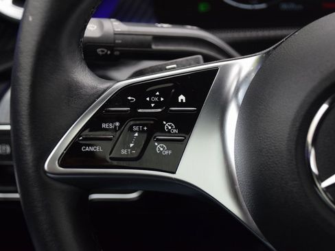 Certified 2025 Mercedes-Benz CLA 250 4MATIC image 23