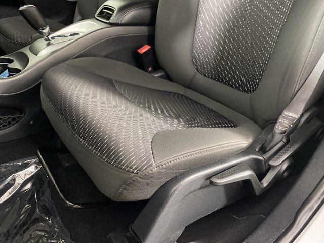 Used 2017 Dodge Journey SE FWD image 13