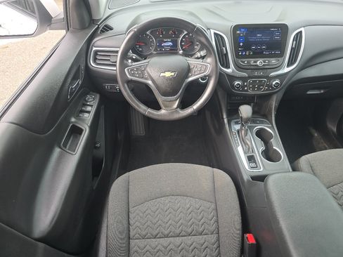 Used 2022 Chevrolet Equinox LT AWD/4WD image 25