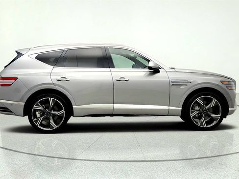 Used 2025 Genesis GV80 3.5T Prestige AWD/4WD image 4