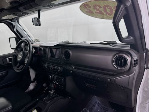 Certified 2022 Jeep Wrangler Unlimited Sport image 40