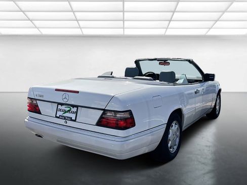 Used 1994 Mercedes-Benz E 320 Convertible image 3