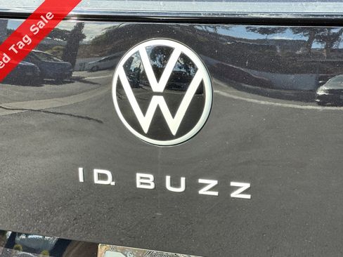 New 2025 Volkswagen ID. Buzz Pro S RWD image 7