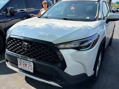 Used 2023 Toyota Corolla Cross LE w/ Moonroof Package