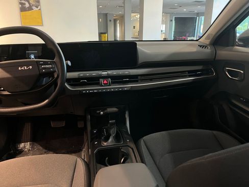 Used 2025 Kia K4 FWD image 34