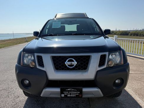 Used 2012 Nissan Xterra S w/ Value Package image 2