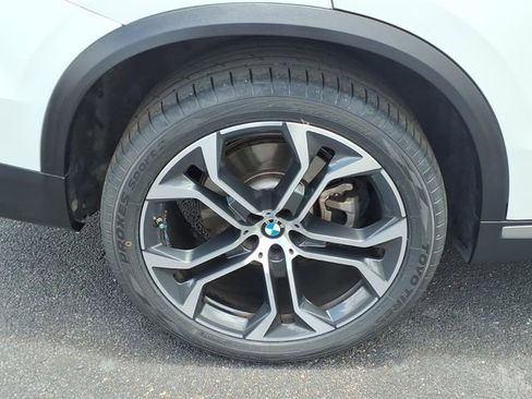 Used 2025 BMW X5 sDrive40i w/ Premium Package RWD image 14