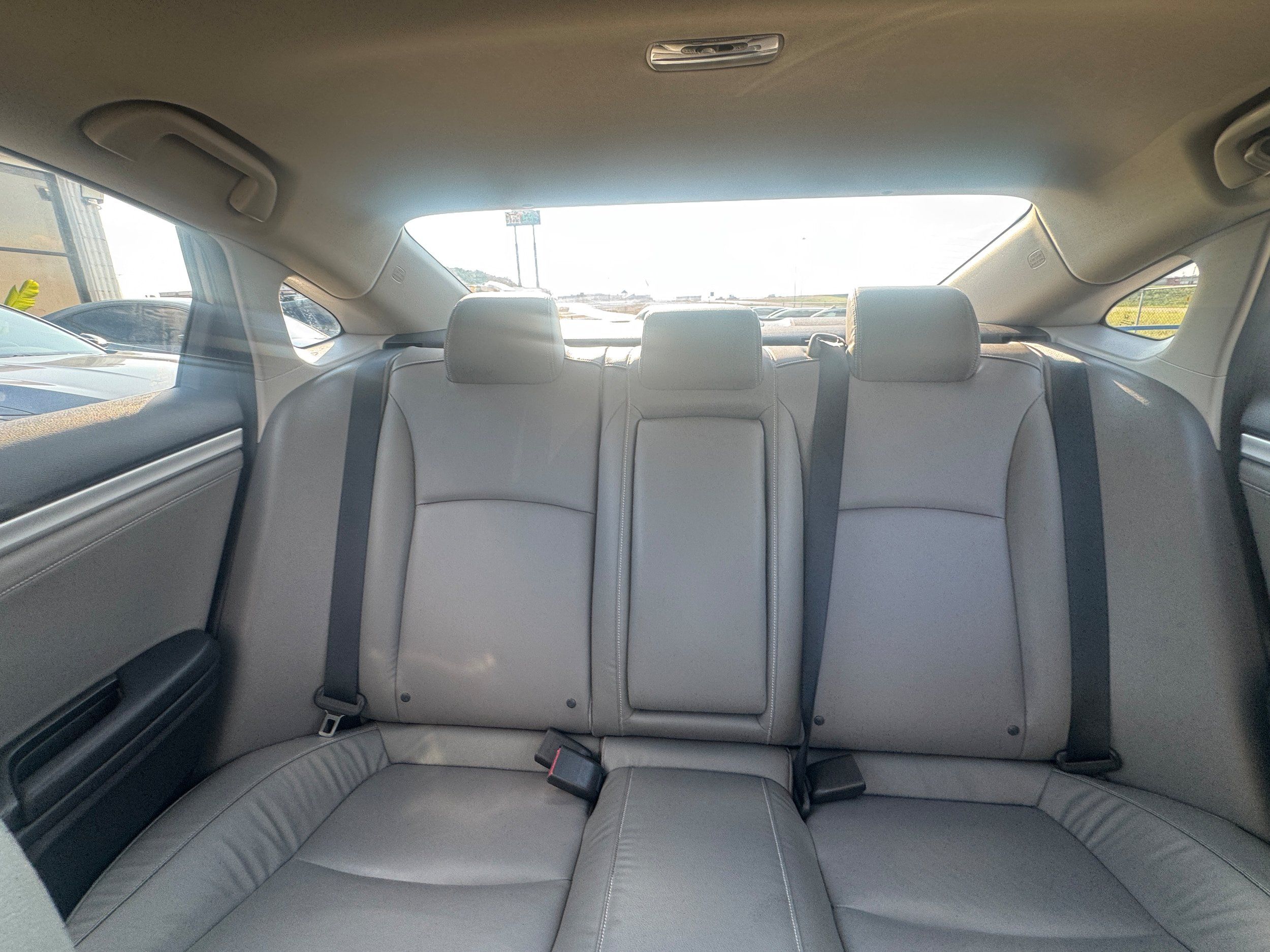 Used 2019 Honda Civic Touring image 15
