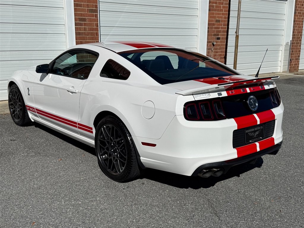 Used 2013 Ford Mustang Shelby GT500 RWD image 22