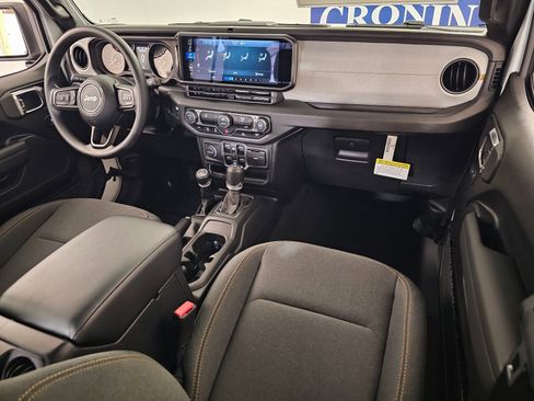 New 2026 Jeep Gladiator Sport image 16